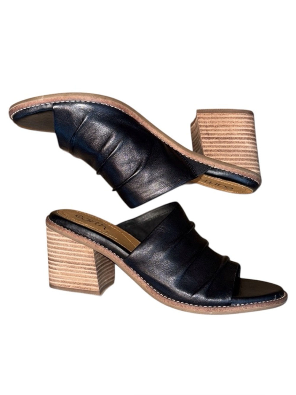 Earth Adara Open Toe Block Heel Dress Sandals in black leather
Size 10